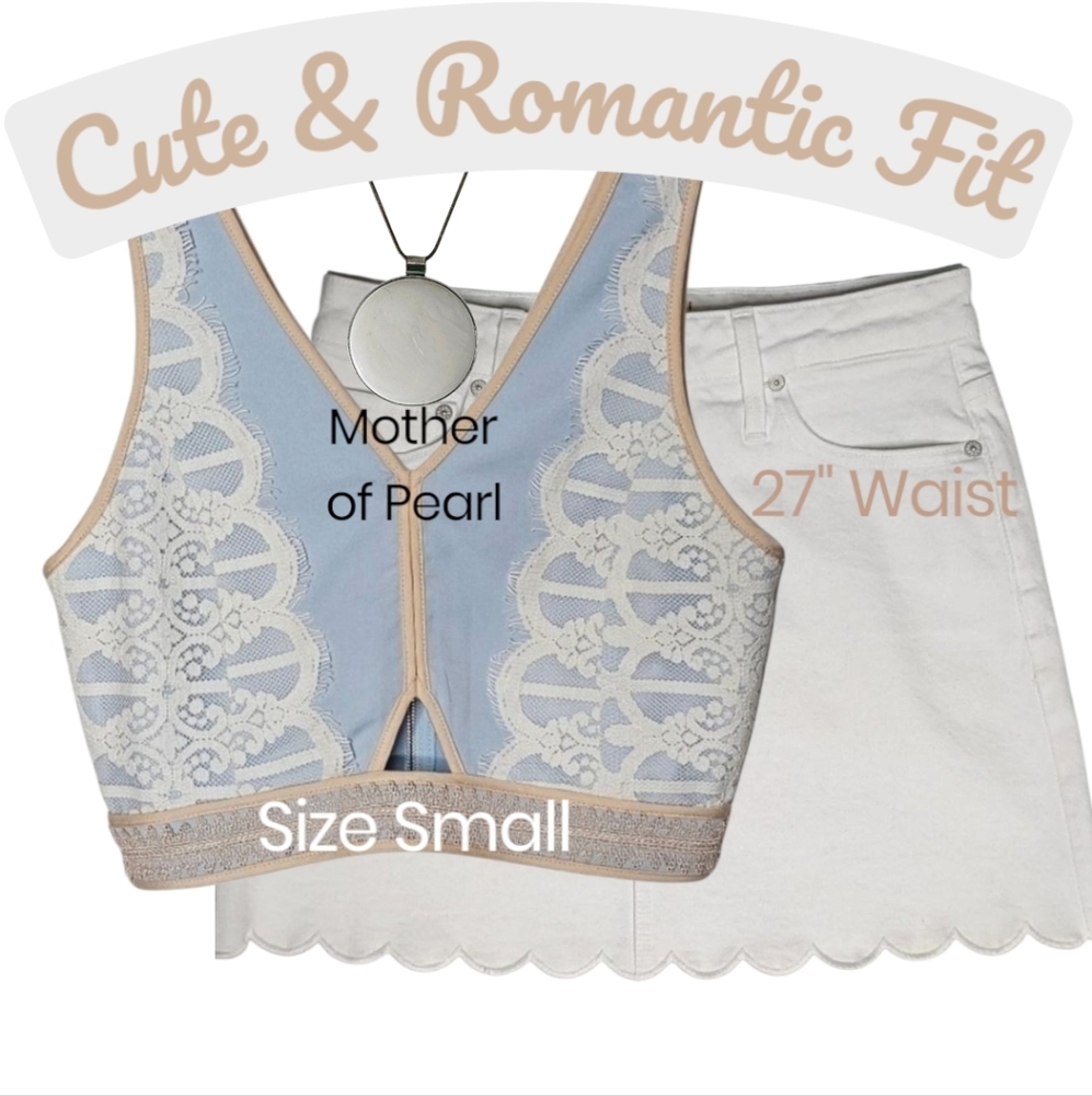 Alice+Olivia White Mini Skirt Endless Rose Lace Crop Top Mother o Pearl Necklace